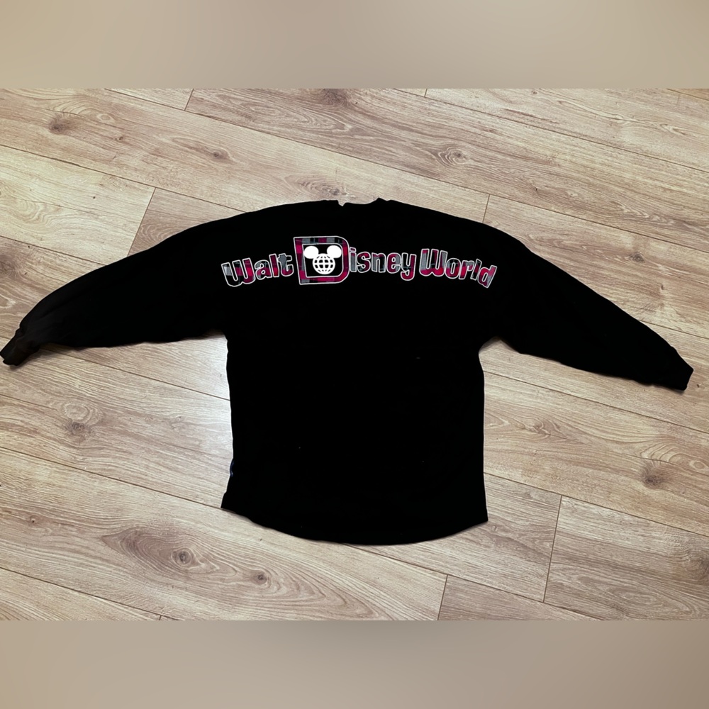 Walt Disney World 
Christmas Long Sleeve Crew Sweatshirt 
Size XS